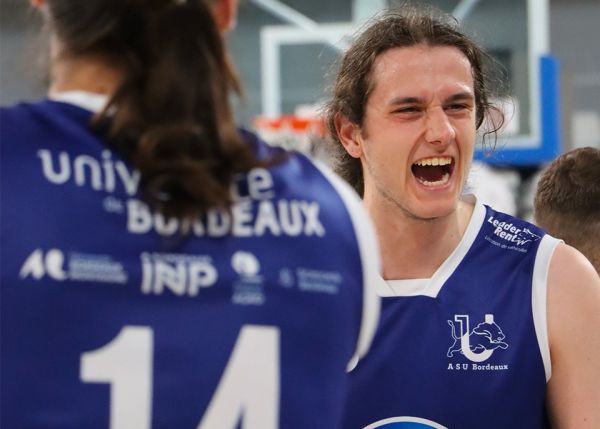 Photo : L'équipe de basketball de l'Association Sportive de l'Université de Bordeaux (ASUBx) championne de France universitaire 2024 © Université de Bordeaux